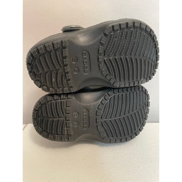 CROCS 2 pair children‎ size 6 Blue pair and Shark gray/black EUC - Picture 8 of 16